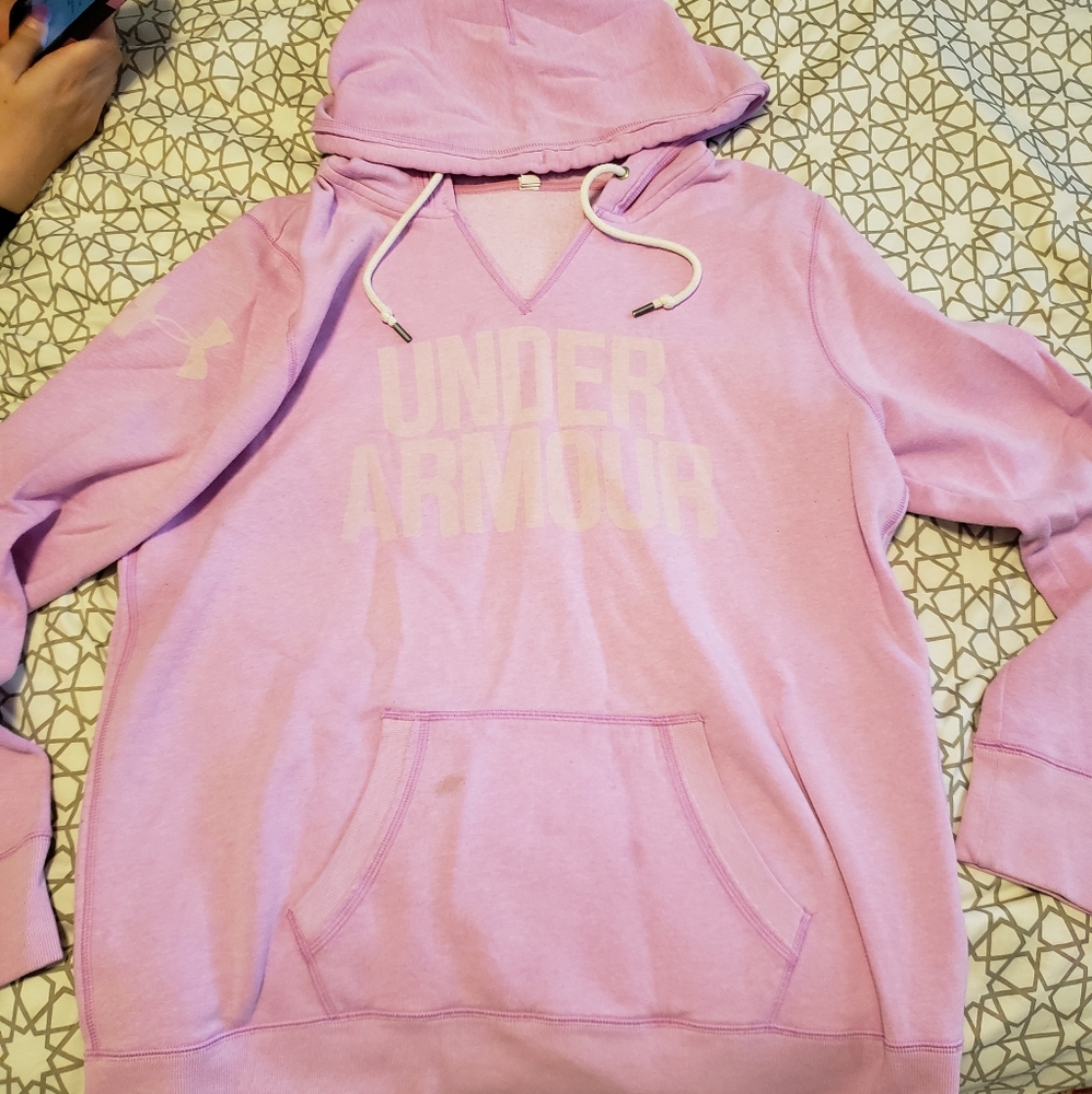 Under Armour sweatshirt